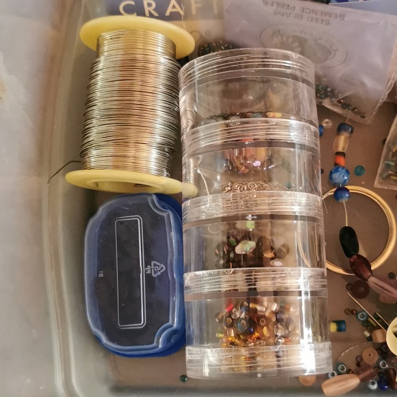 Craft box with jewelry making tools, beads and fun fabric - Picture 2 of 6